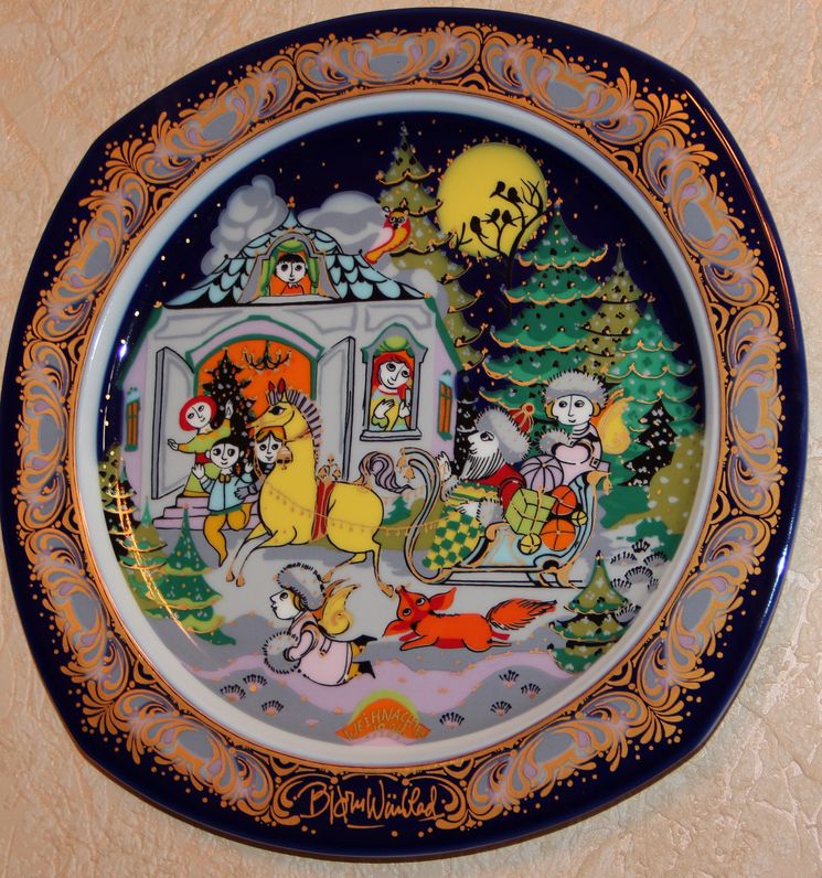 Декоративные тарелки-пластины из серии «Рождество в фарфоре»